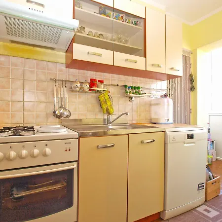 Apartment Almira 1570