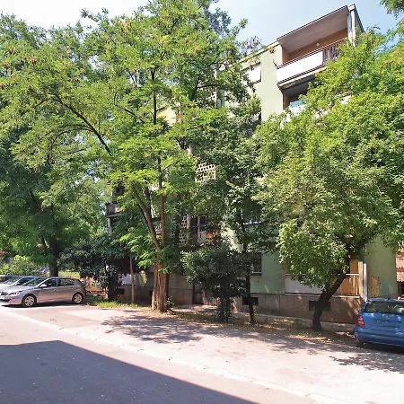 Apartment Almira 1570 Pula